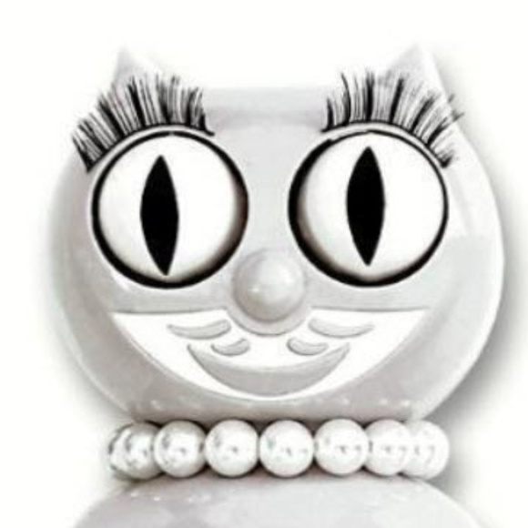 Urban Outfitters White Miss Kitty-Cat Kit-Cat clock Kat Klock - Picture 3 of 4